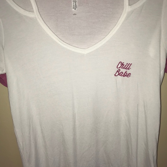 VICTORIA SECRET PINK COLD SHOULDER GRAPHIC SHIRT - Picture 4 of 5